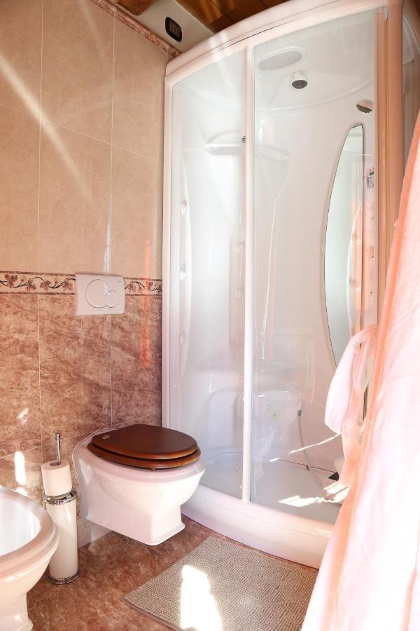 La Puraza Comfort Rooms Rimini Exterior photo