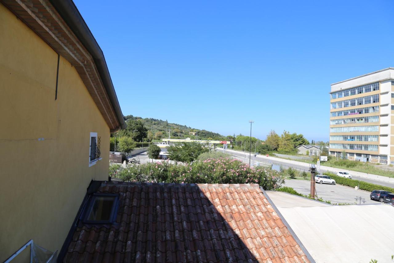 La Puraza Comfort Rooms Rimini Exterior photo